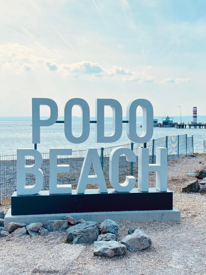 Martinshof Lägenhet Podersdorf am See Exteriör bild