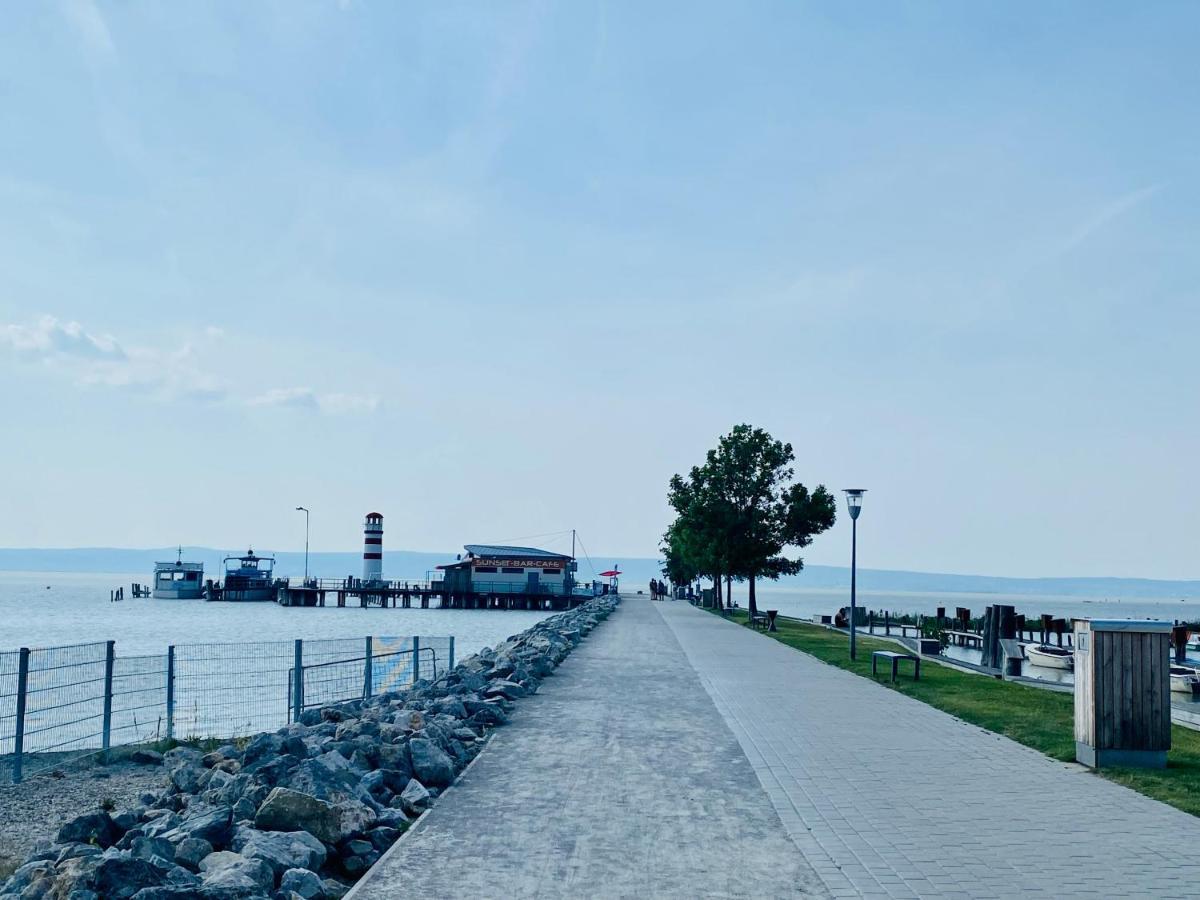 Martinshof Lägenhet Podersdorf am See Exteriör bild